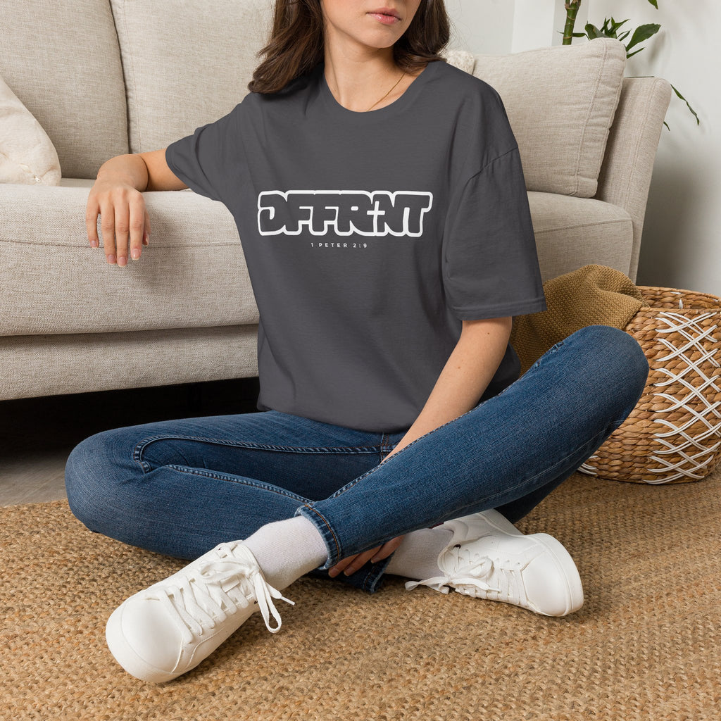 Dffrnt (hallow)Logo T-Shirt