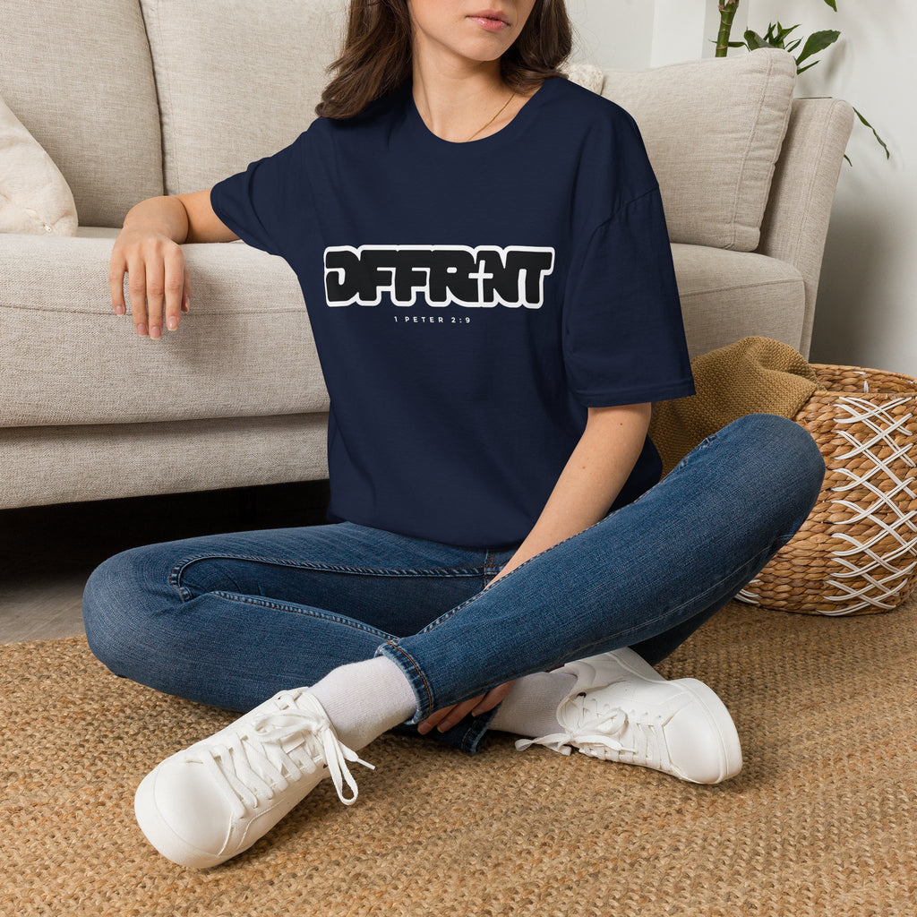 Different(DFFRNT) Text Logo T-Shirt