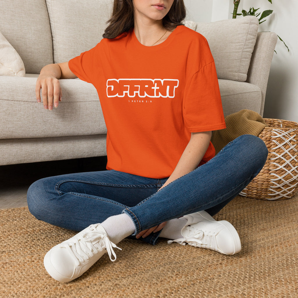 Dffrnt (hallow)Logo T-Shirt